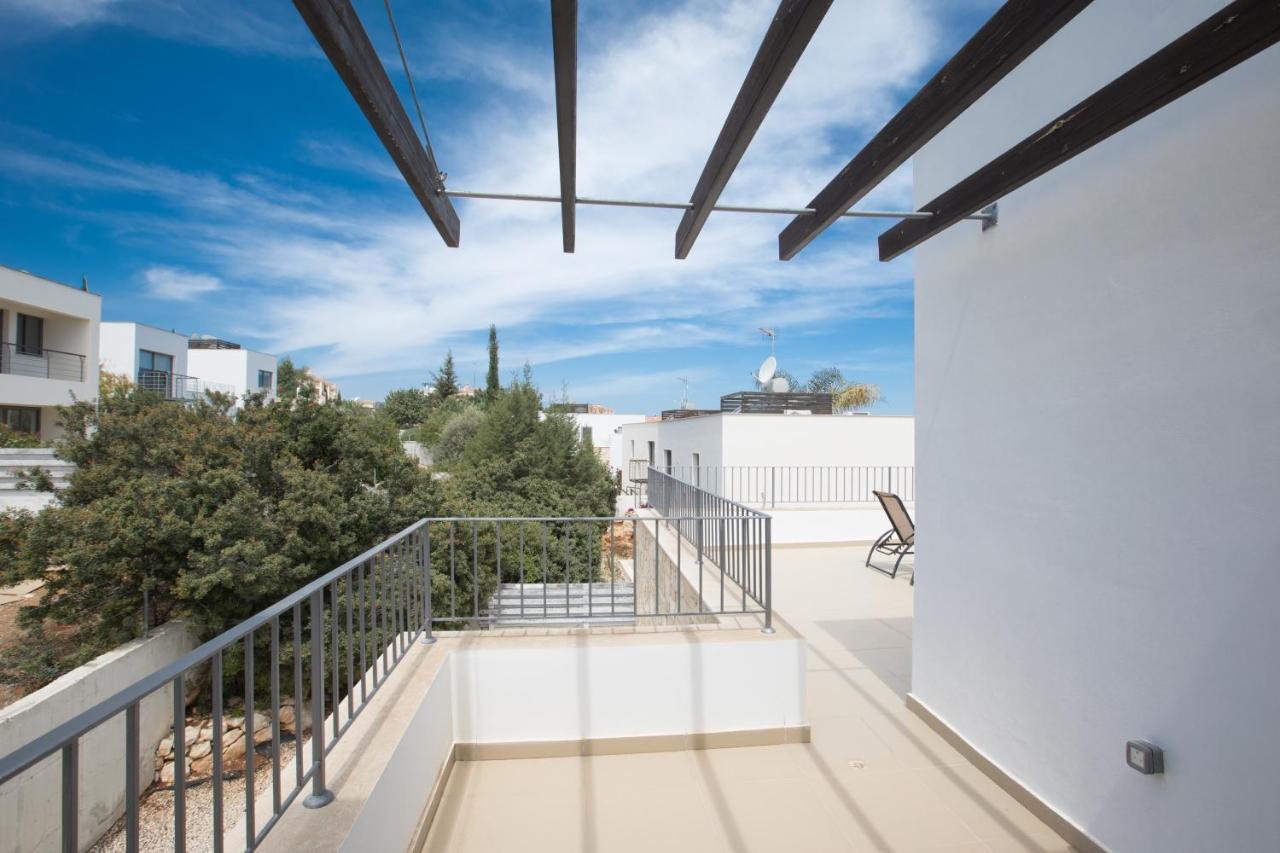 Esprit Villa 30 Polis Extérieur photo